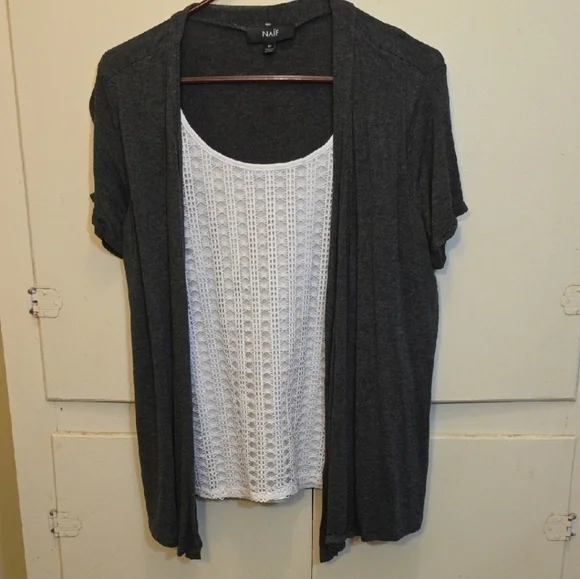 NAIF One-Piece Shirt-Size Medium - Picture 2 of 2